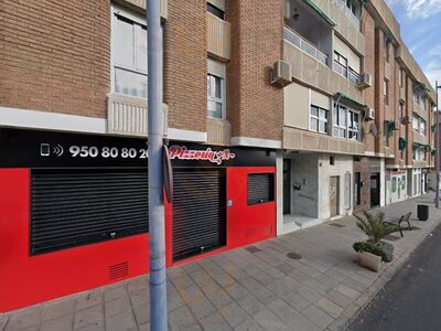 Pizzeria +x- Nueva Andalucía