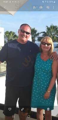 Las Amigas Rooftop Bar