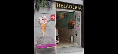 Heladería Puerta Real