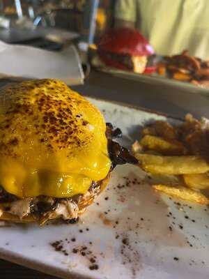 Toro Burger Lounge Triana