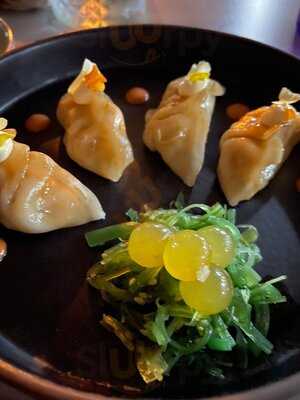 De Cuadros Restaurant