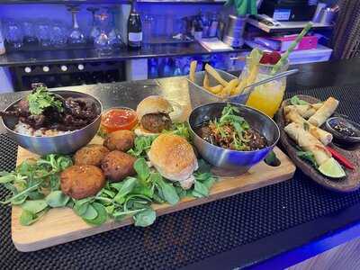 Clink Cocktail & Tapas Bar