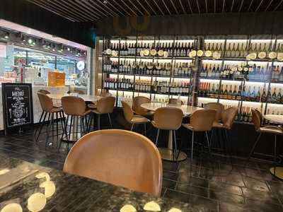 La Barra Del Comercial