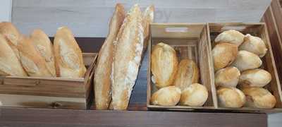 Panaderia Pasteleria Quela