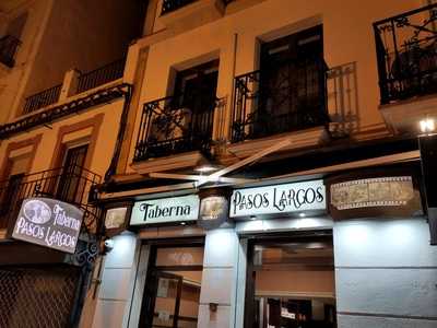 Taberna Pasos Largos