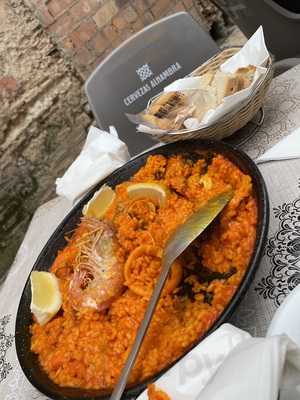 Taberna Pasos Largos