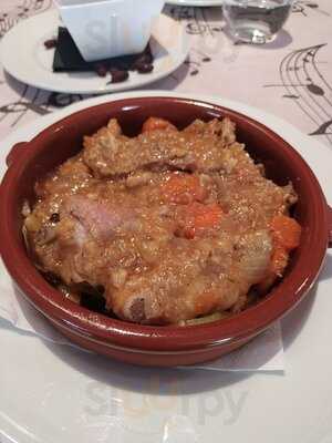 Dos Vueltas Al Plato