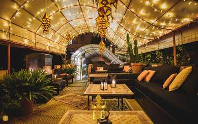 Hostal Corona Sushi & Japas