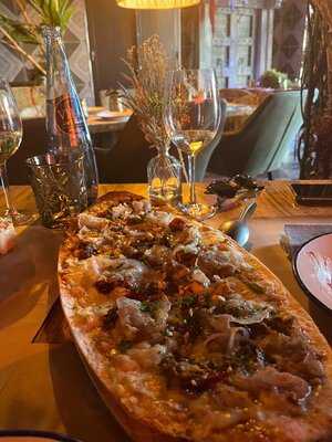 Burro Canaglia Bar & Resto