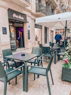 Pink Buda Burger And Bar