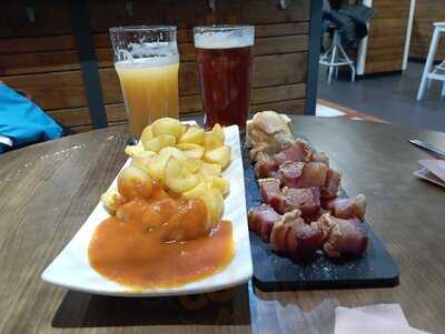 Milana Beerhouse Paraíso