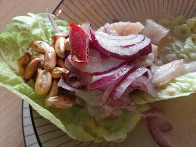 Titi Y La Tormenta Gastrobar