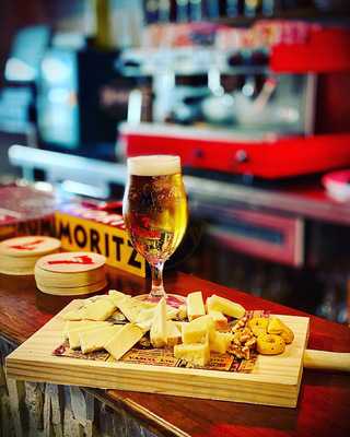 Pizzeria Distrito 744