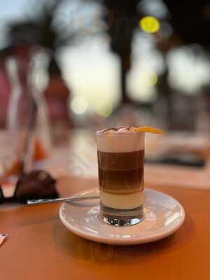 Mokelino Tapas & Cocktails