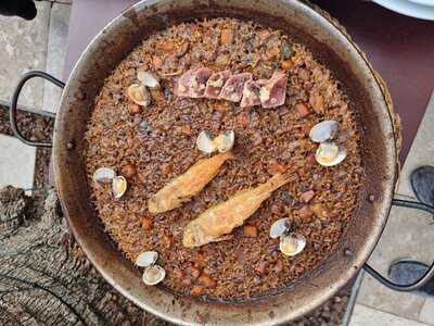 Salmonete Restaurant Lounge