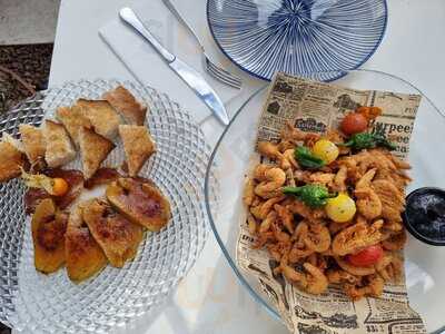 Salmonete Restaurant Lounge