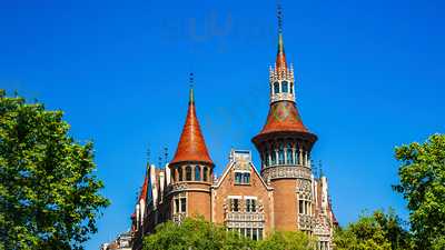 Alldaycafè - Casa De Les Punxes