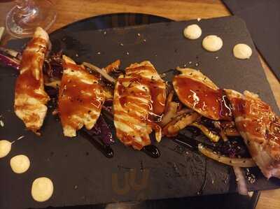 Carlota Braun Music Bar & Restaurant