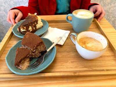 Claus Bakery Cheesecake Factory