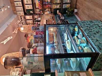 Claus Bakery Cheesecake Factory