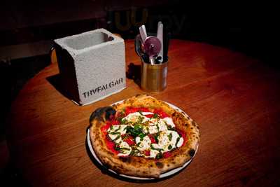 Trafalgar Pizza Club
