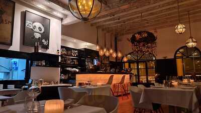 Numi Restaurant & Bar