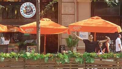 Bulldog Sport Bar & Grill