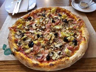 Land Ho! Bar Pizzeria