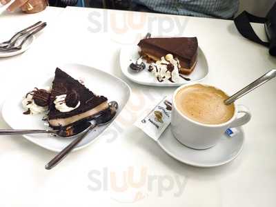 Cafetería La Taza Dorada