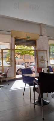 Cafetería La Taza Dorada