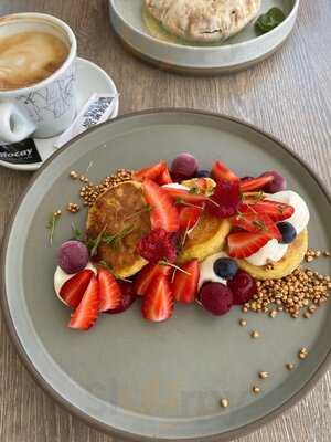 Daria’s Bakery & Bistro