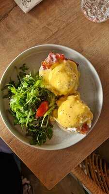 Daria’s Bakery & Bistro