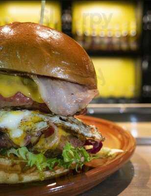 Viking Mama Beer House