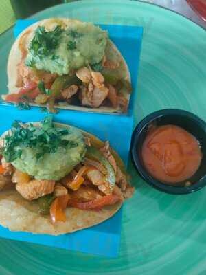 Órale Antojitos Mexicanos