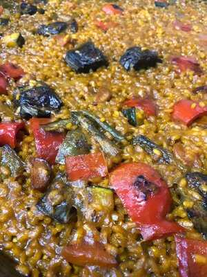 Arrocería Y Brasas Titanium