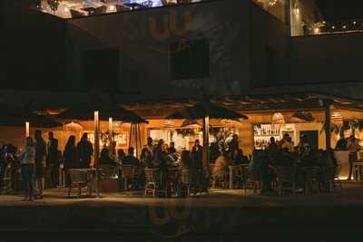 Backstage Food & Drinks