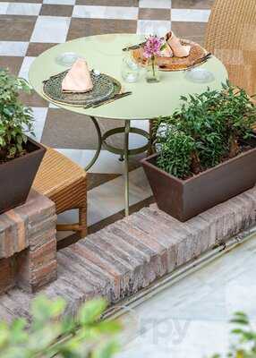 Gran Patio La Acequia