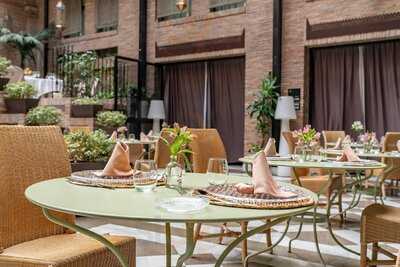 Gran Patio La Acequia