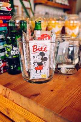 Suscribete By Mario Vardabasso