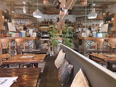 Myra - Casual Café Barceloneta