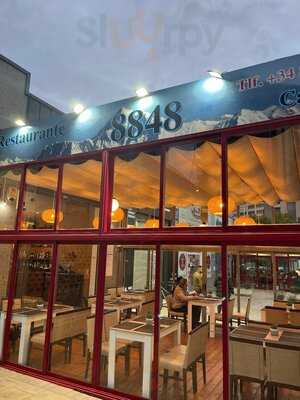 Restaurante 8848
