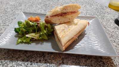 The Temple Bar & Restaurant