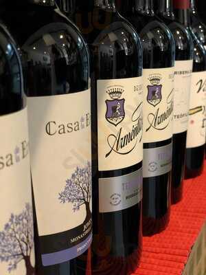 The Temple Bar & Restaurant