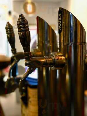 The Temple Bar & Restaurant