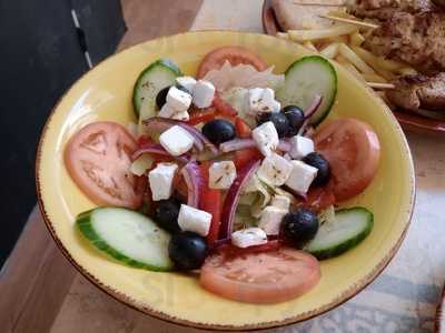 Louie's Bar & Lounge