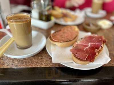 Confitería Santa Emilia