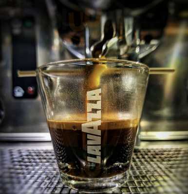 Trece13 Café & Copas