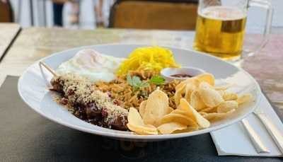 El Paraiso Snack Bar