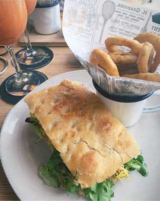 The Grand Cafe, Coffee & Burger