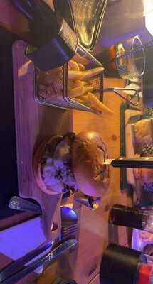 Sticky Fingers American Diner